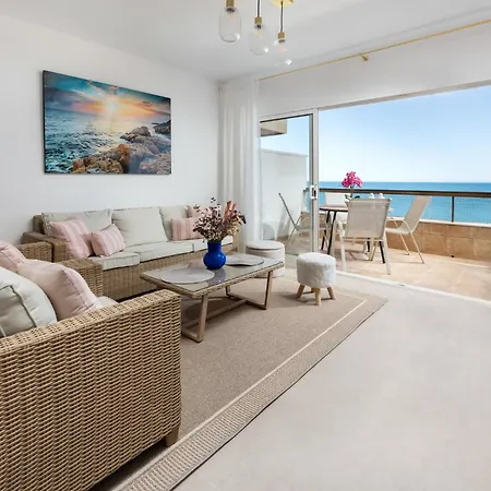 Paseo Maritimo Primera Linea De Playa شقة إِستيبونا