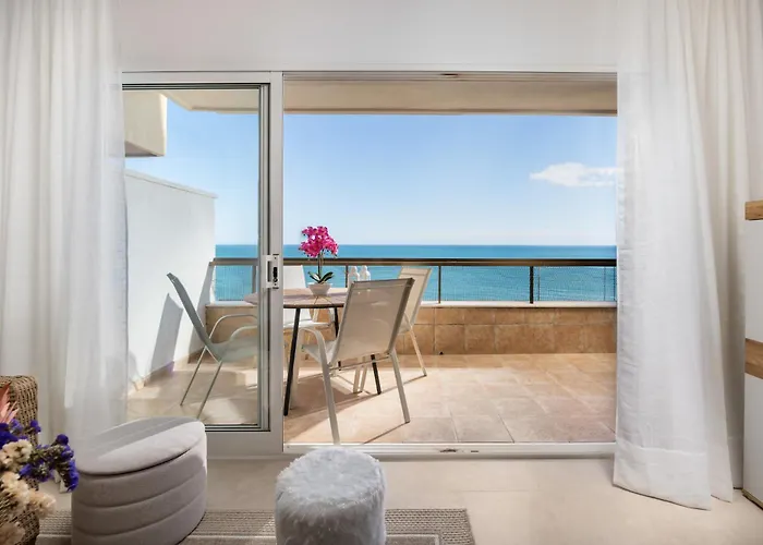 Apartment Promenade Beachfront Estepona