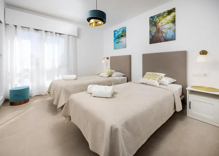 Apartment Promenade Beachfront Estepona