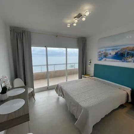 Apartment Paseo Maritimo Primera Linea De Playa