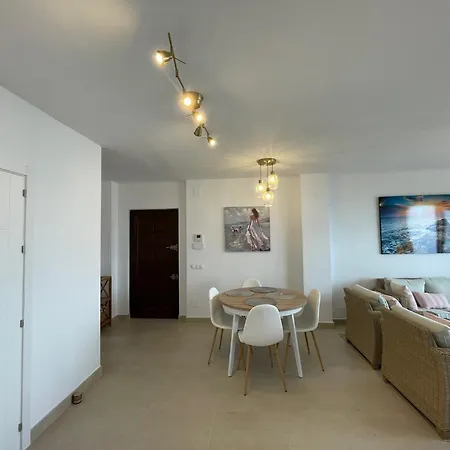 Paseo Maritimo Primera Linea De Playa Apartment *