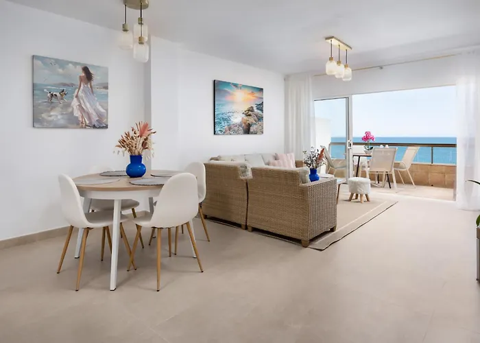 شقة Promenade Beachfront